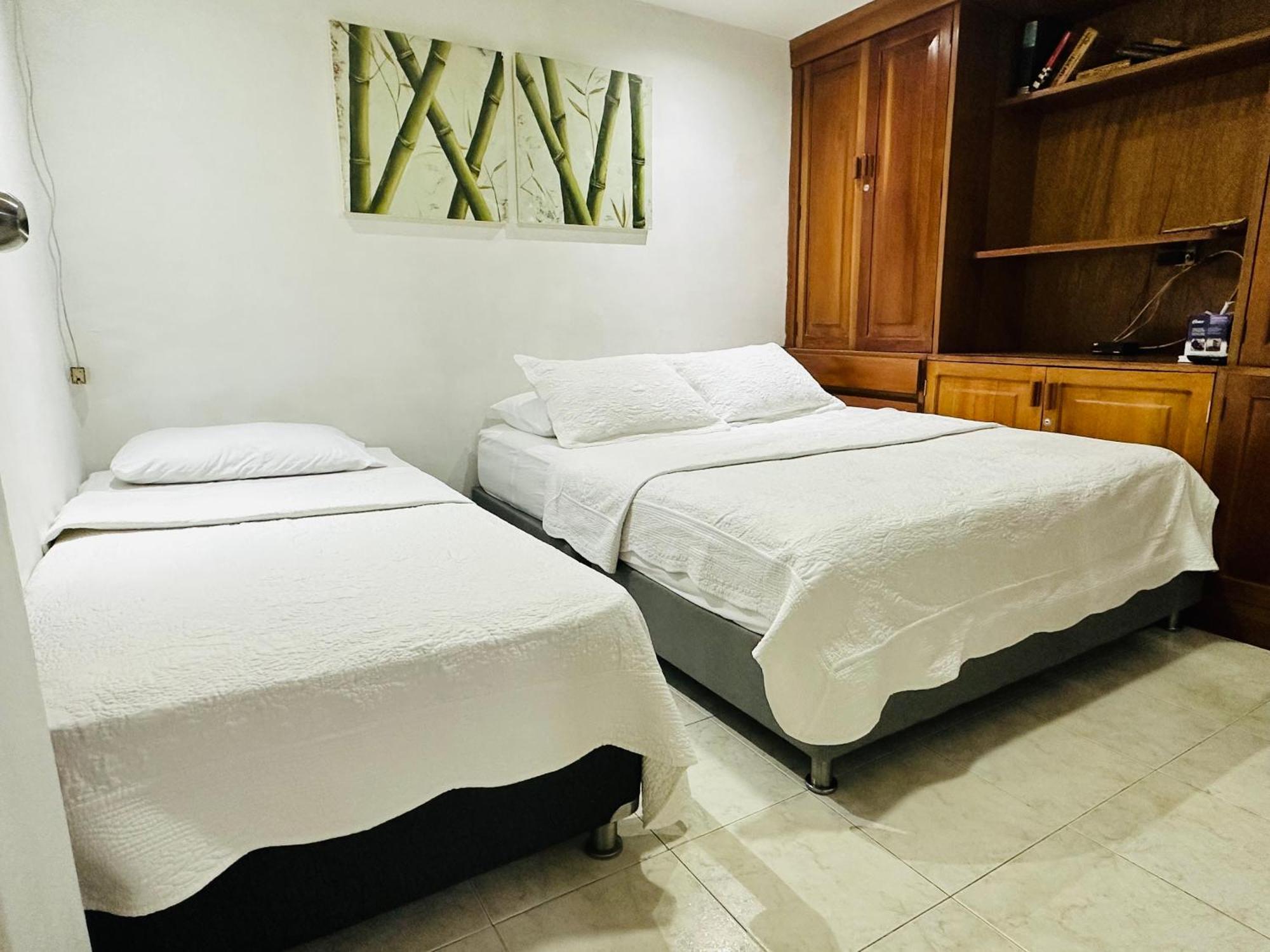 Apartamento Alvarez Apartment Cartagena Bagian luar foto