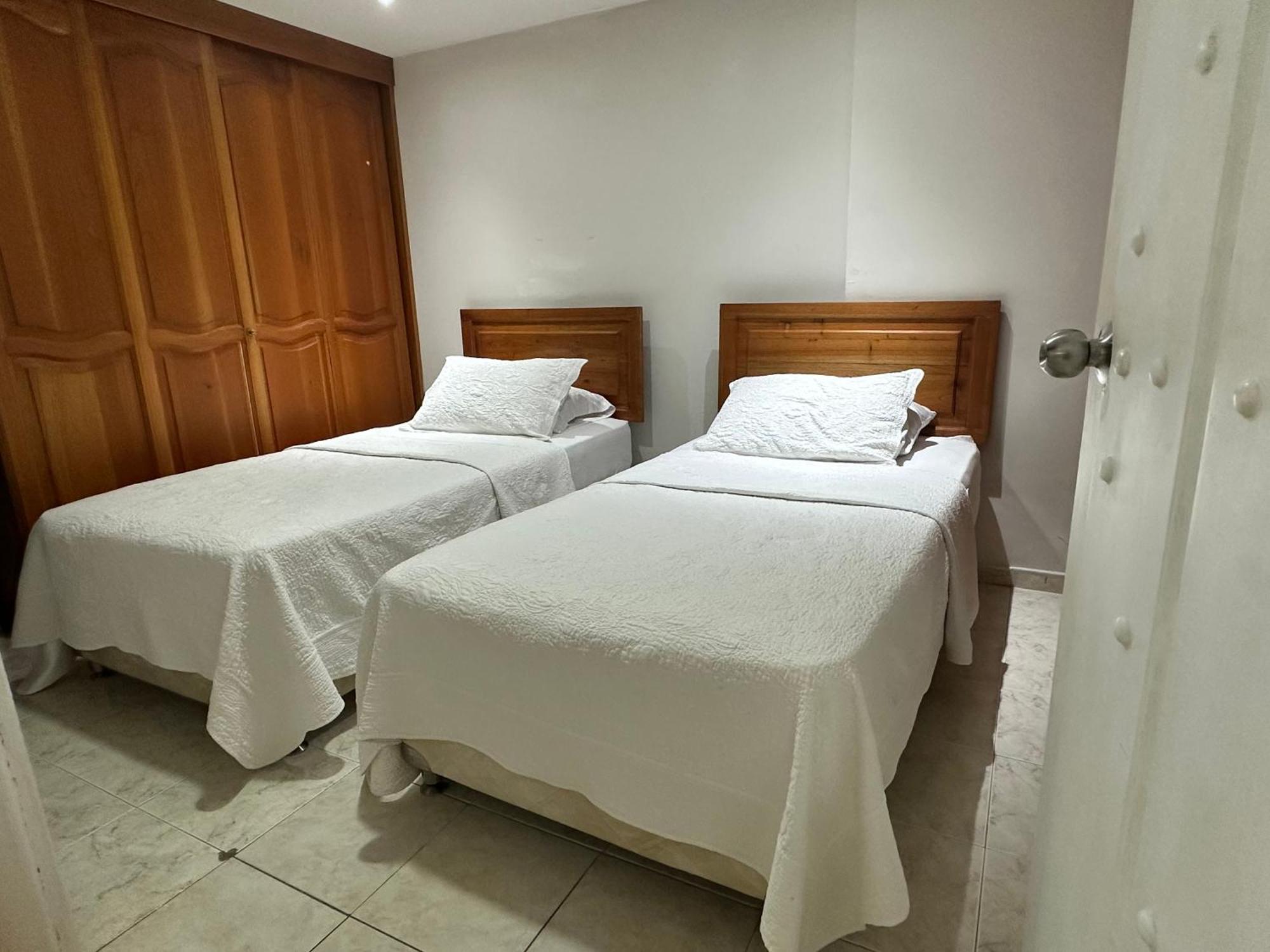 Apartamento Alvarez Apartment Cartagena Bagian luar foto